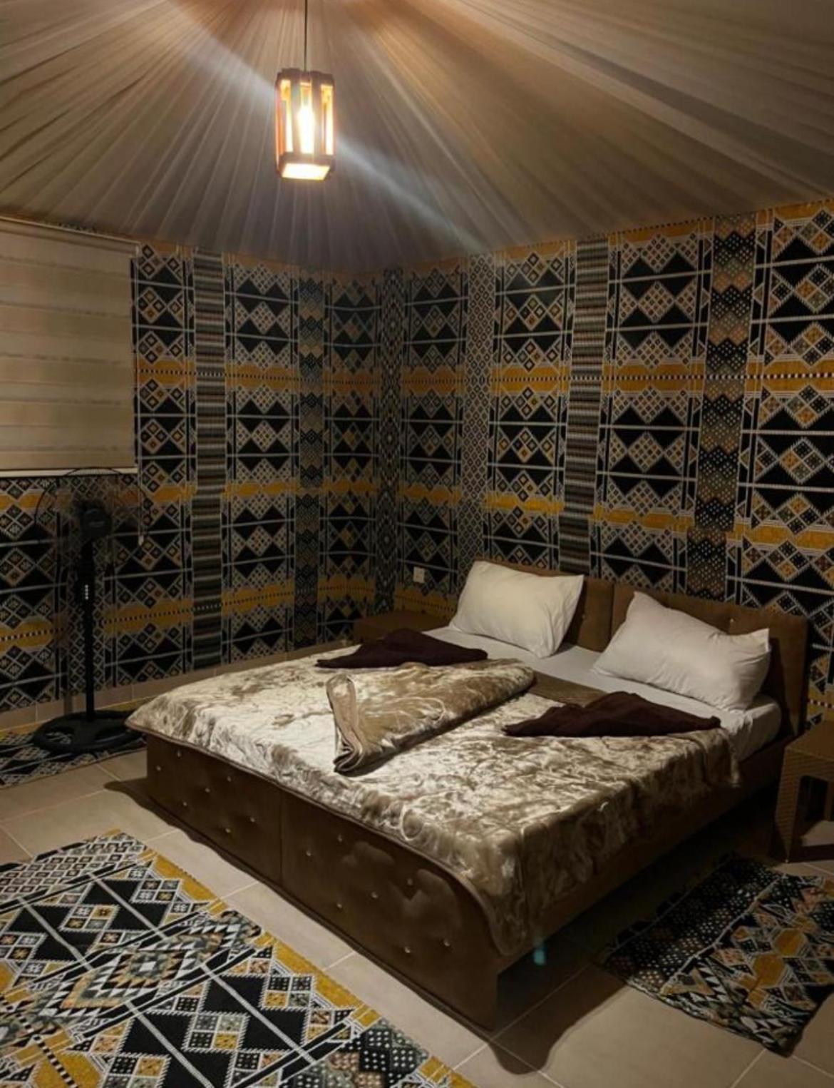 Wadi Rum Starlight Camp Otel Dış mekan fotoğraf