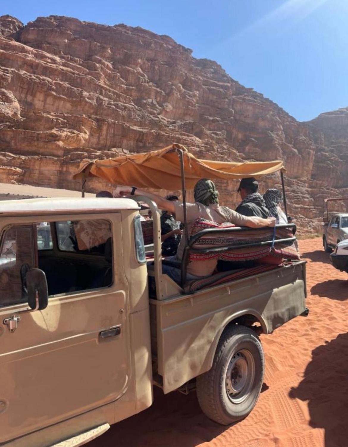 Wadi Rum Starlight Camp Otel Dış mekan fotoğraf