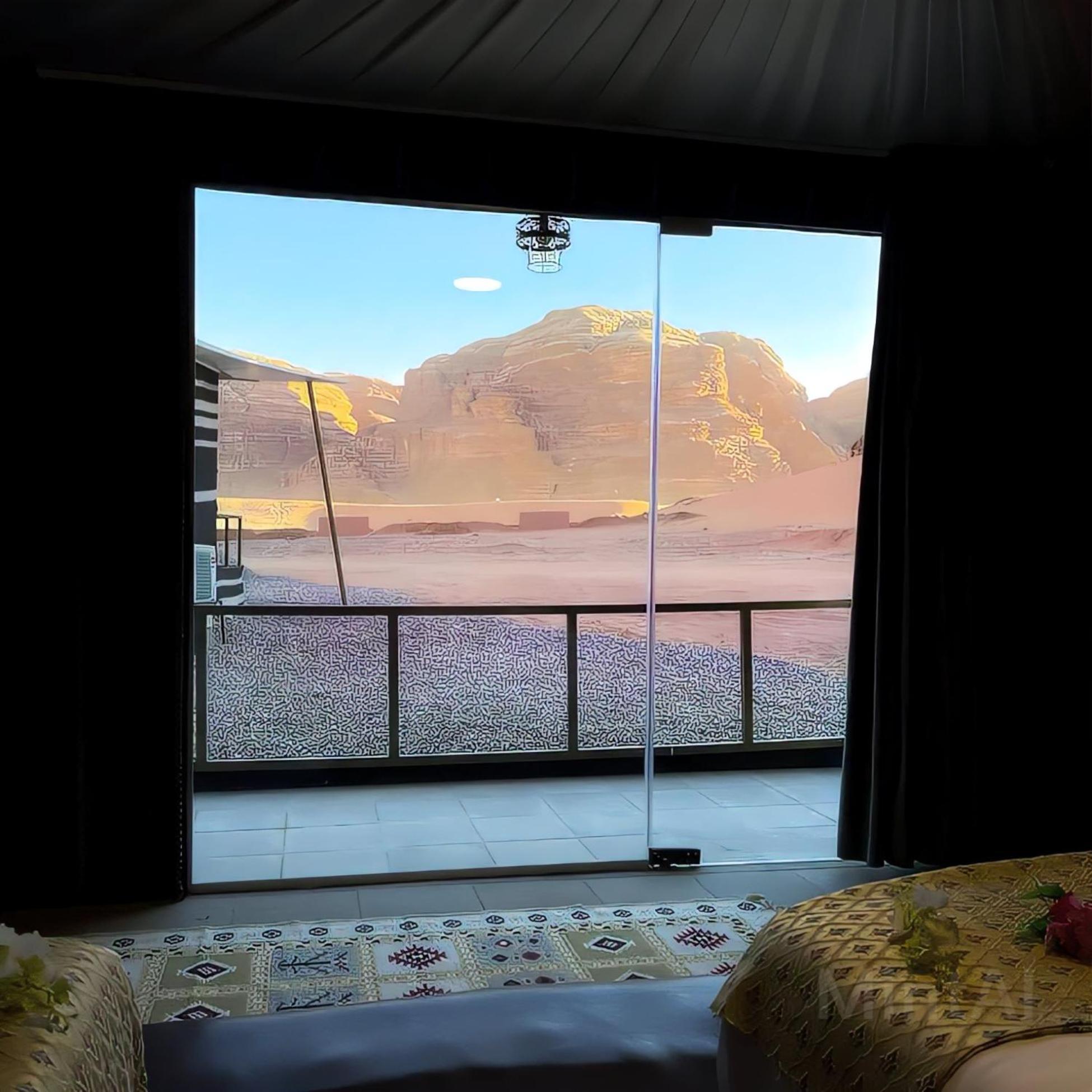 Wadi Rum Starlight Camp Otel Dış mekan fotoğraf