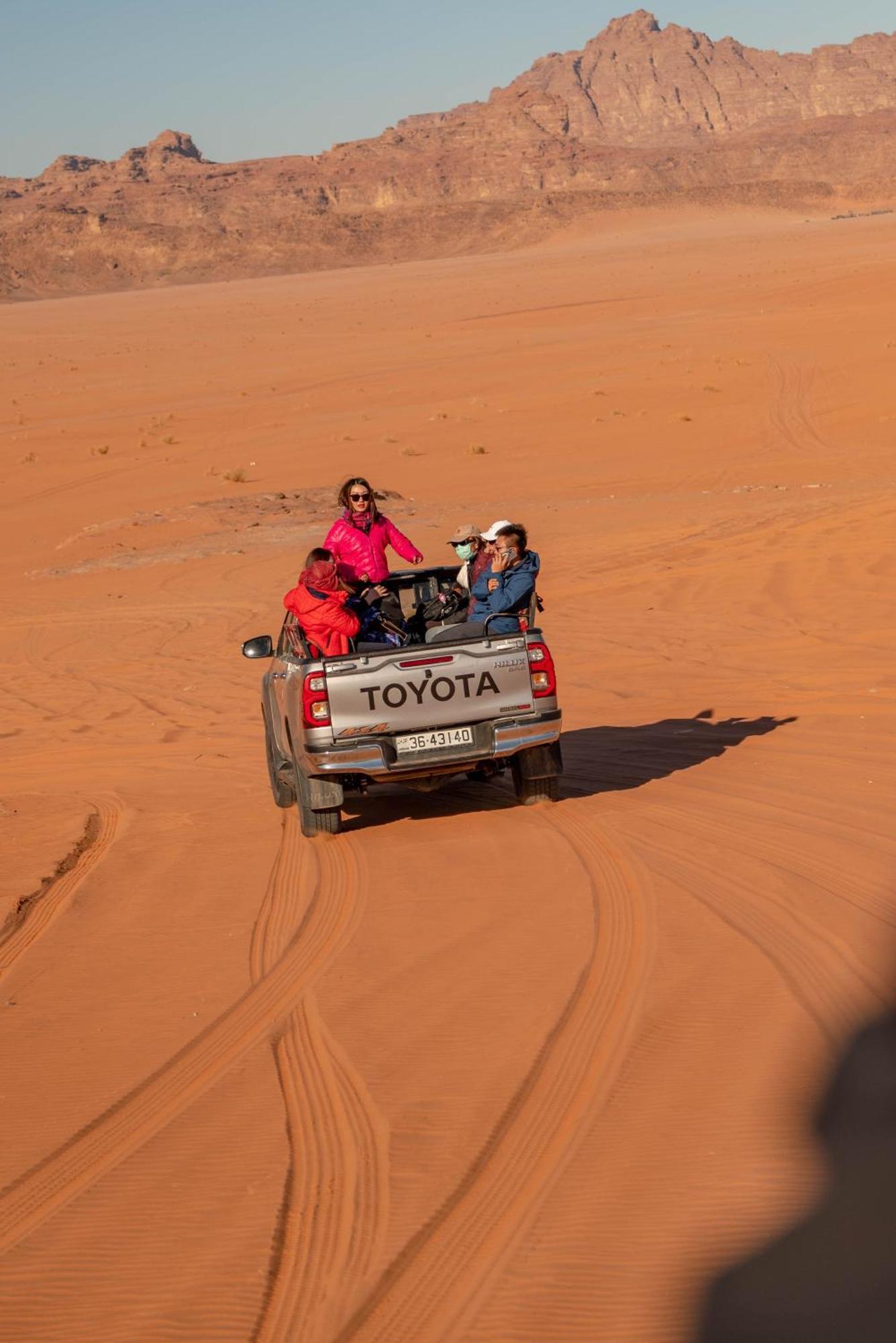 Wadi Rum Starlight Camp Otel Dış mekan fotoğraf